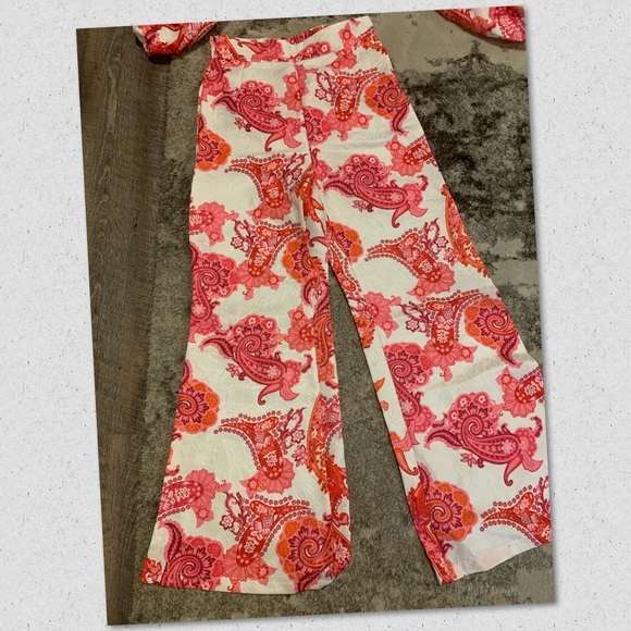 2 piece pink and white matching set - Picture 2 of 3